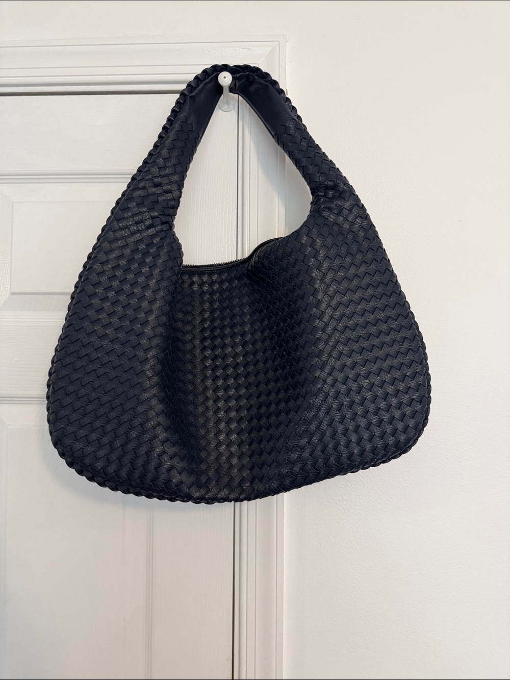 Woven Hobo Shoulder Bag - Black